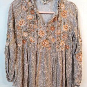 Savanna Jane Top - NWT - Size S